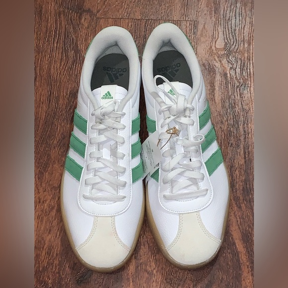 Adidas - Picture 7 of 13